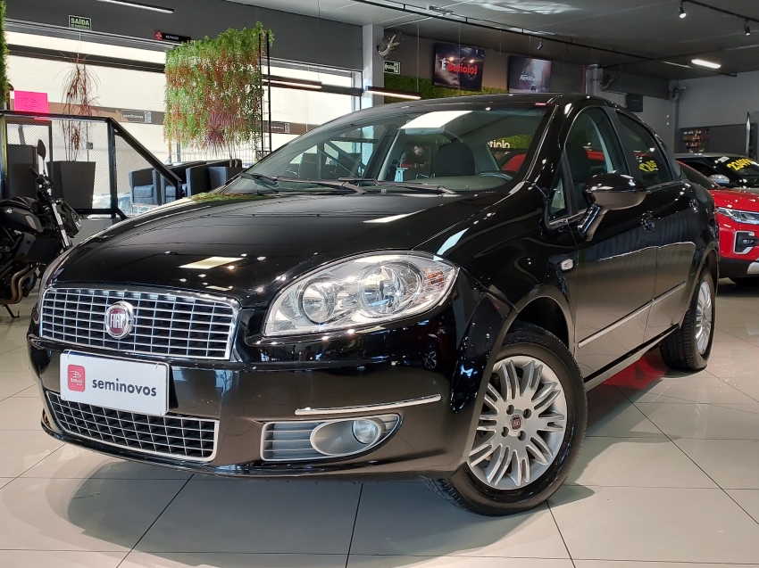 fiat linea 1.8 essence 16v flex 4p manual 2013