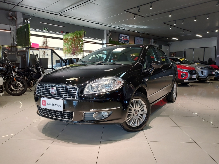fiat linea 1.8 essence 16v flex 4p manual 2013