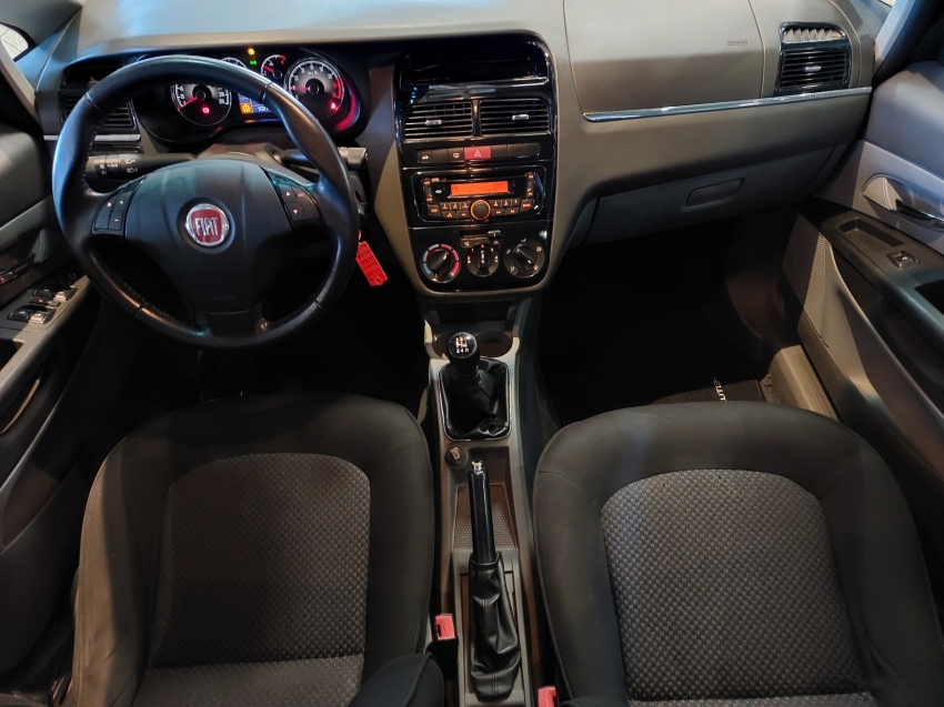 fiat linea 1.8 essence 16v flex 4p manual 2013