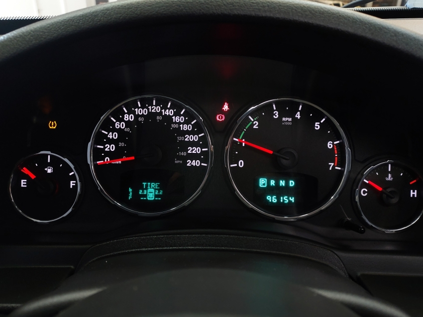 jeep cherokee 3.7 limited 4x4 v6 12v gasolina 4p automatico 2012