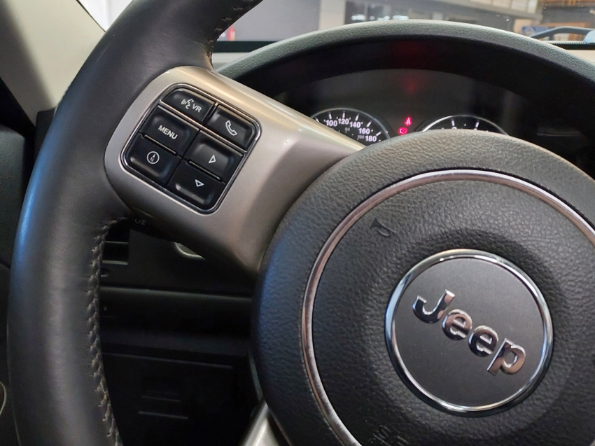 jeep cherokee 3.7 limited 4x4 v6 12v gasolina 4p automatico 2012