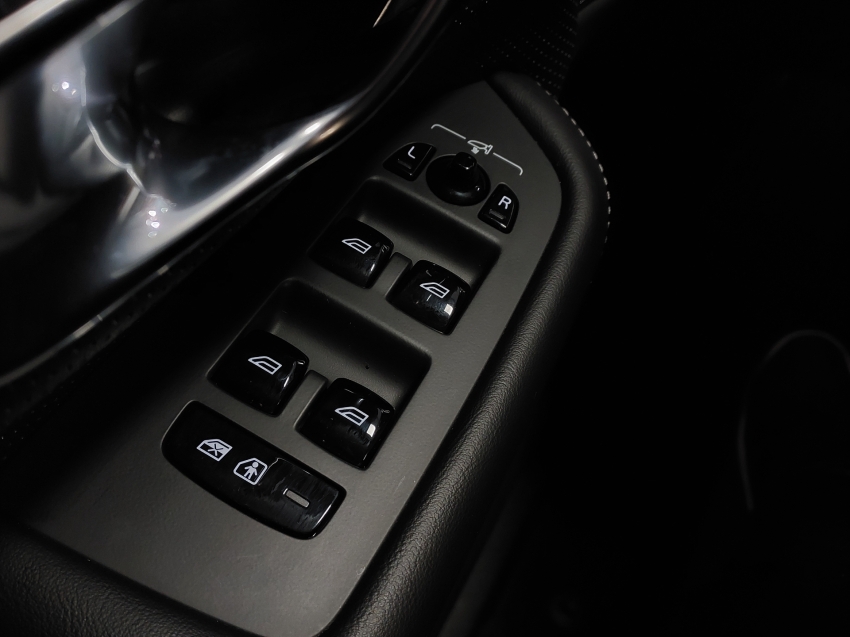 volvo xc90 2.0 t8 hybrid r-design awd geartronic hibrido 4p automatico 2022