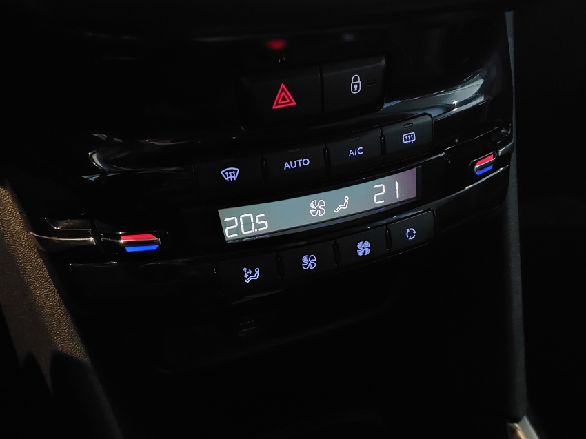 peugeot 2008 1.6 16v flex griffe 4p automatico 2017