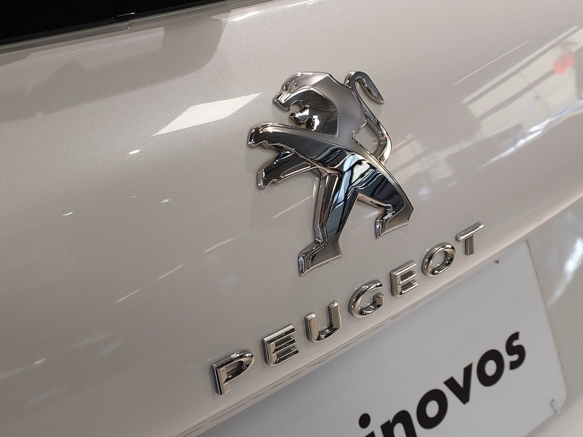 peugeot 2008 1.6 16v flex griffe 4p automatico 2017
