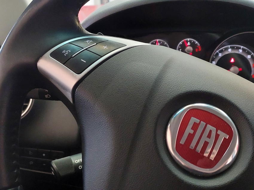 fiat linea 1.8 essence 16v flex 4p automatizado automatico 2016