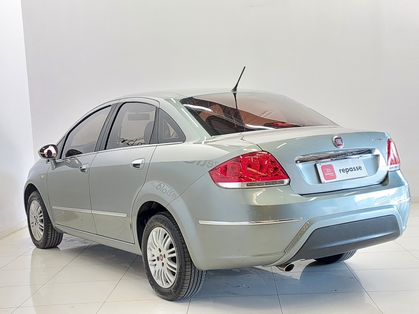 fiat linea 1.8 essence 16v flex 4p automatizado automatico 2016