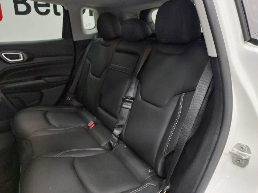 jeep compass 1.3 t270 turbo flex longitude at6 4p automatico 2025