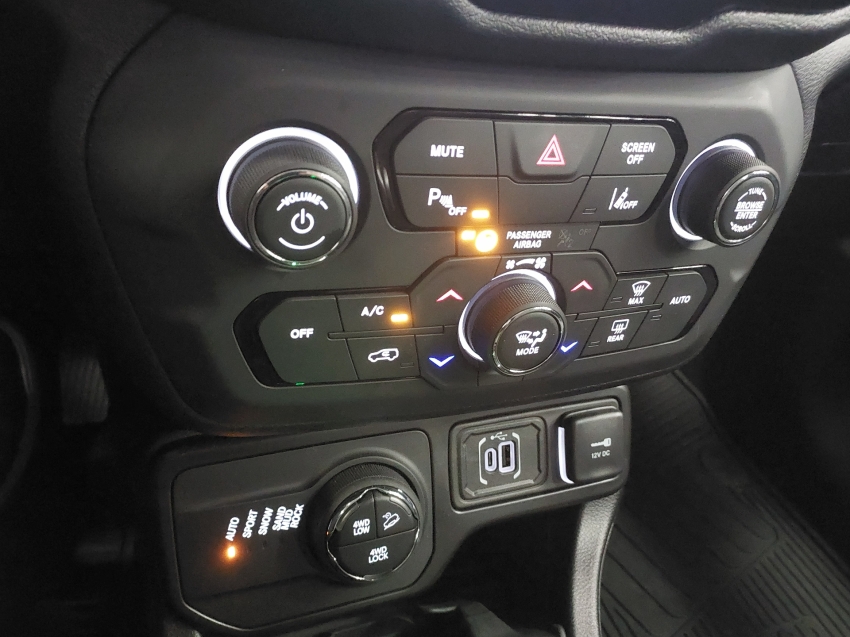 jeep renegade 1.3 t270 turbo flex trailhawk 4x4 at9 4p automatico 2025