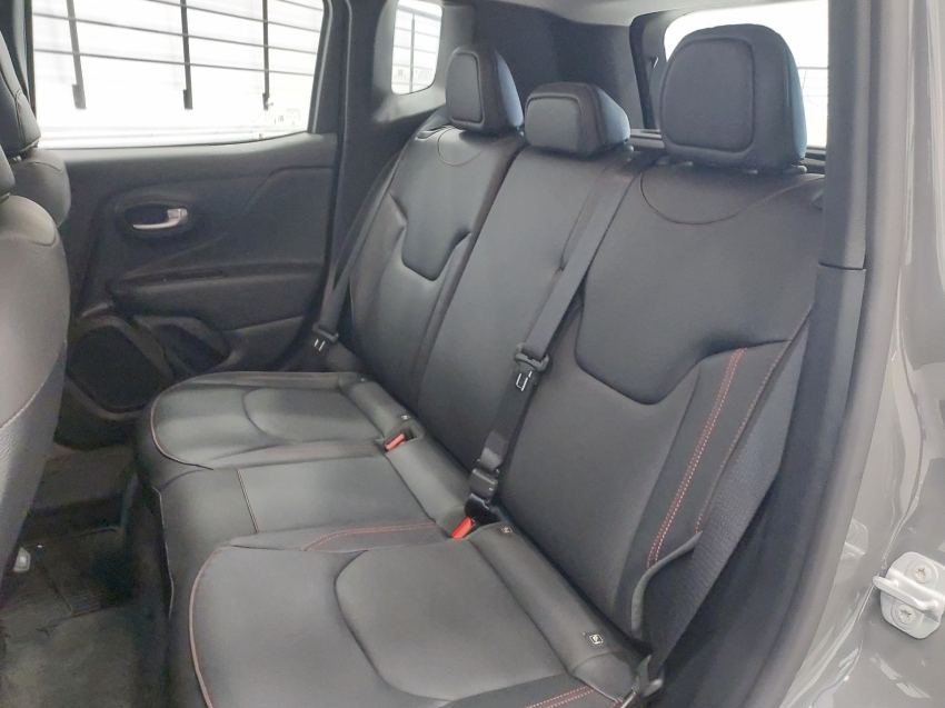 jeep renegade 1.3 t270 turbo flex trailhawk 4x4 at9 4p automatico 2025