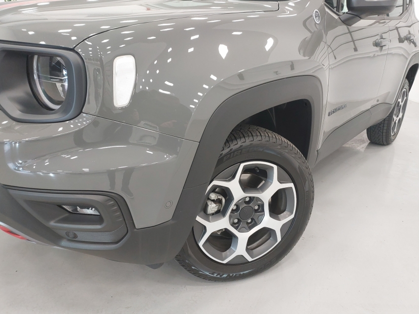 jeep renegade 1.3 t270 turbo flex trailhawk 4x4 at9 4p automatico 2025