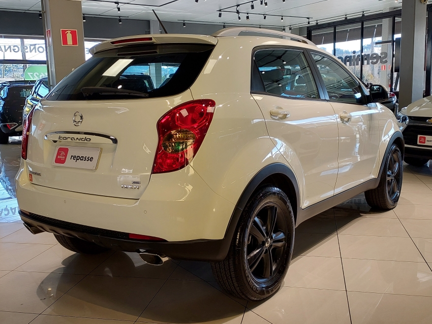 ssangyong korando 2.0 gl 4x4 16v turbo diesel 4p automatico 2012