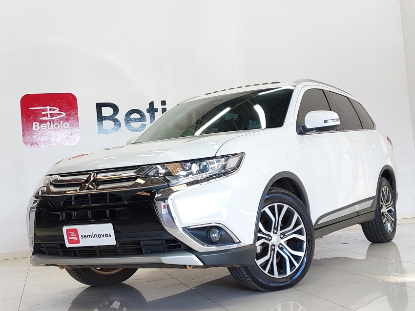 mitsubishi outlander 2.2 4x4 16v diesel 4p automatico 2018