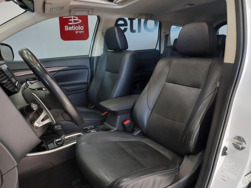 mitsubishi outlander 2.2 4x4 16v diesel 4p automatico 2018
