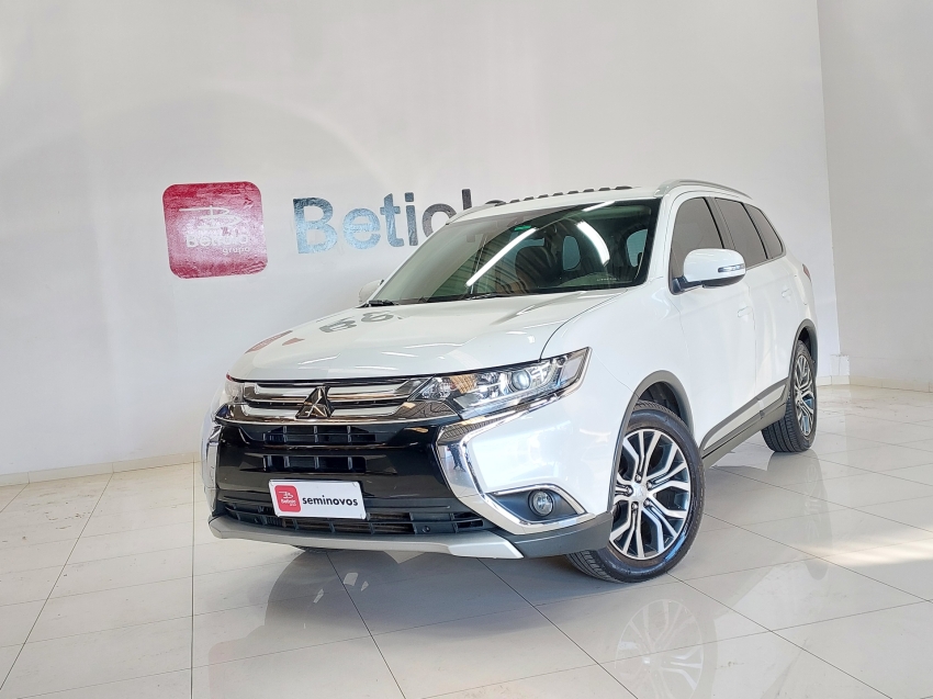 mitsubishi outlander 2.2 4x4 16v diesel 4p automatico 2018