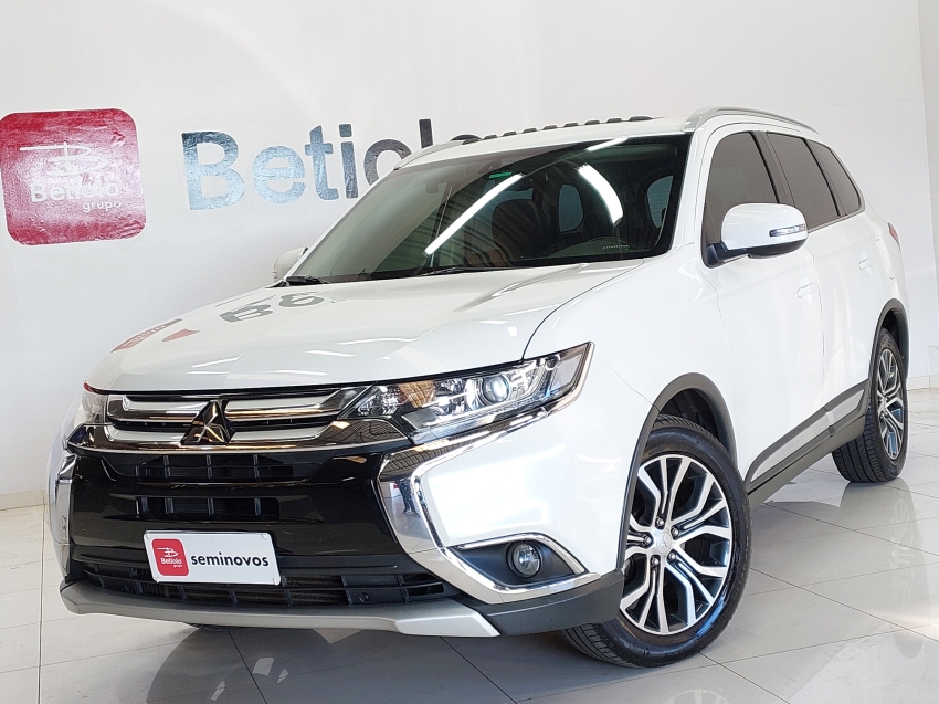 mitsubishi outlander 2.2 4x4 16v diesel 4p automatico 2018