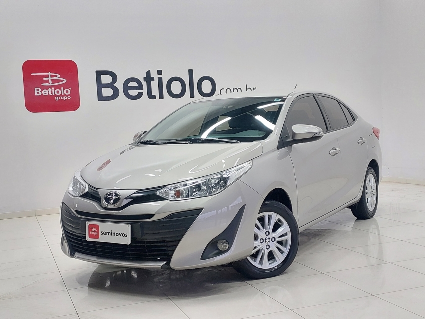 toyota yaris 1.5 16v flex sedan xl plus tech multidrive 4p automatico 2019