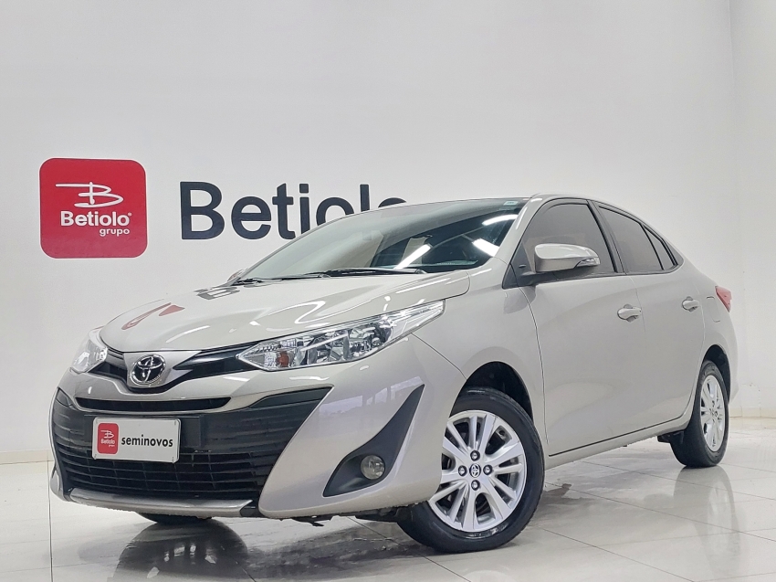 toyota yaris 1.5 16v flex sedan xl plus tech multidrive 4p automatico 2019