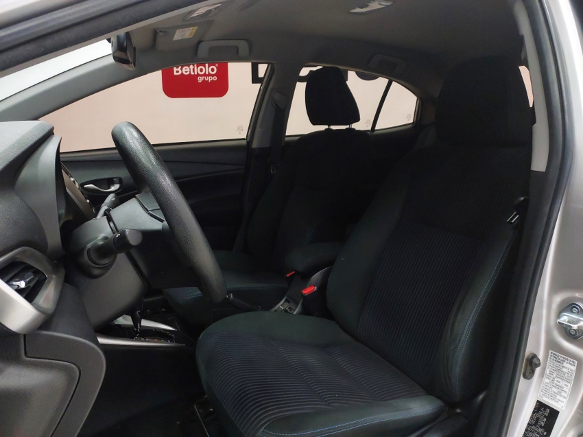 toyota yaris 1.5 16v flex sedan xl plus tech multidrive 4p automatico 2019