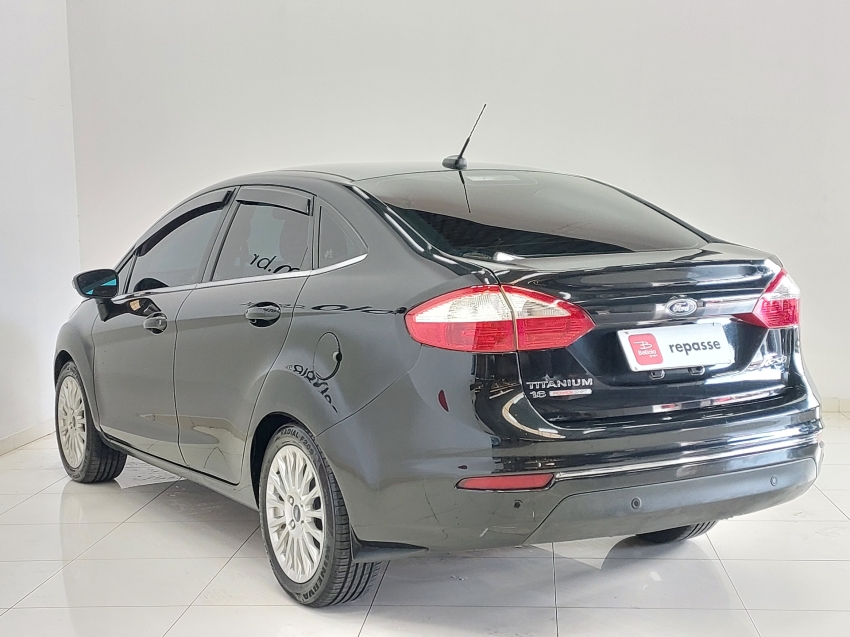 ford fiesta 1.6 titanium sedan 16v flex 4p powershift automatico 2014