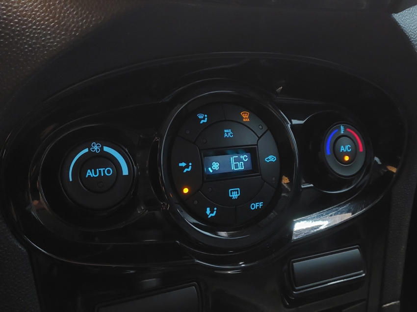 ford fiesta 1.6 titanium sedan 16v flex 4p powershift automatico 2014