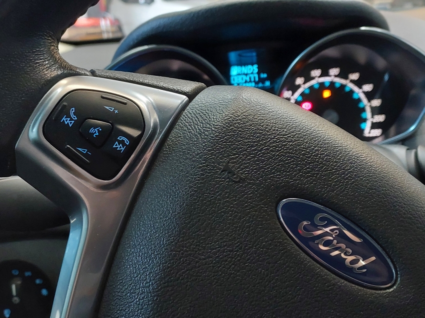 ford fiesta 1.6 titanium sedan 16v flex 4p powershift automatico 2014
