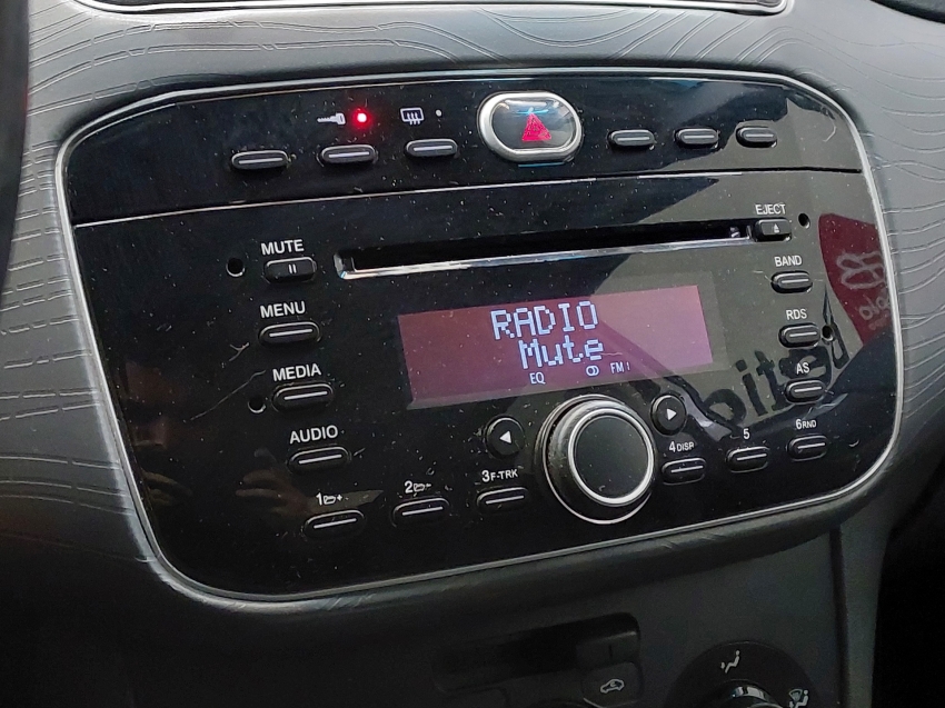 fiat punto 1.6 essence 16v flex 4p automatizado automatico 2013