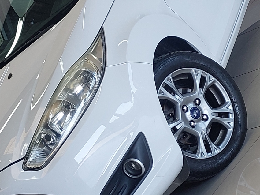 ford fiesta 1.6 se hatch 16v flex 4p powershift automatico 2014