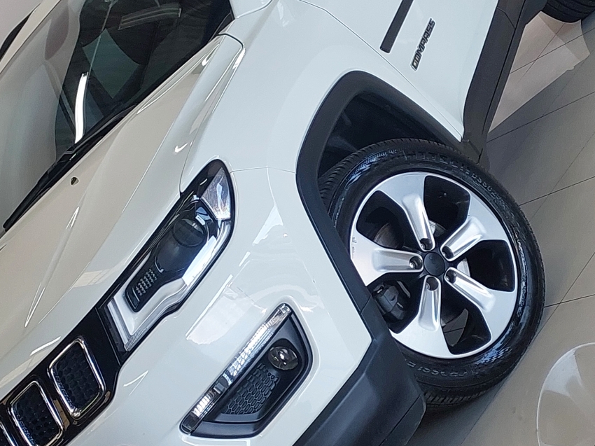 jeep compass 2.0 16v flex longitude automatico 4p 2018