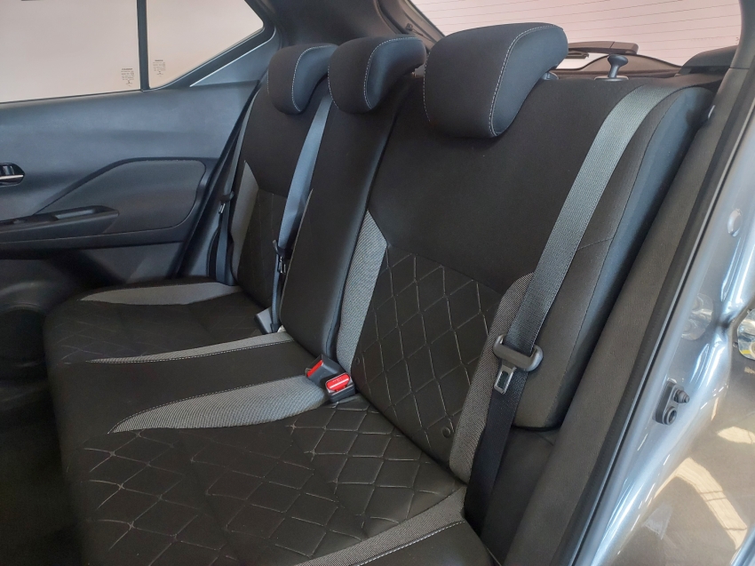 nissan kicks 1.6 16v flexstart sv 4p xtronic flex automatico 2021