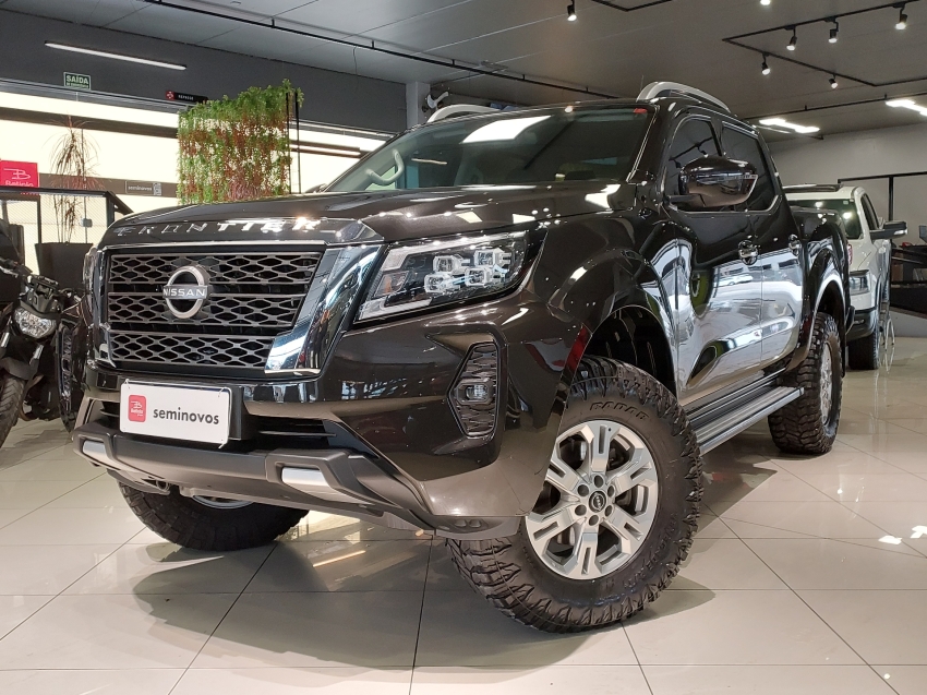 nissan frontier 2.3 16v turbo diesel xe cd 4x4 automatico 4p 2024