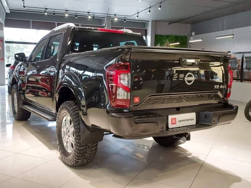 nissan frontier 2.3 16v turbo diesel xe cd 4x4 automatico 4p 2024