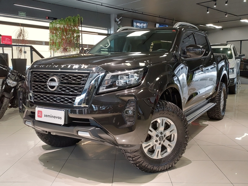 nissan frontier 2.3 16v turbo diesel xe cd 4x4 automatico 4p 2024