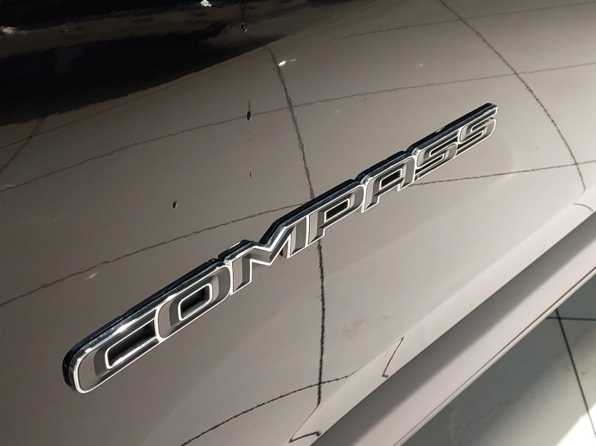 jeep compass 2.0 16v flex longitude automatico 4p 2019
