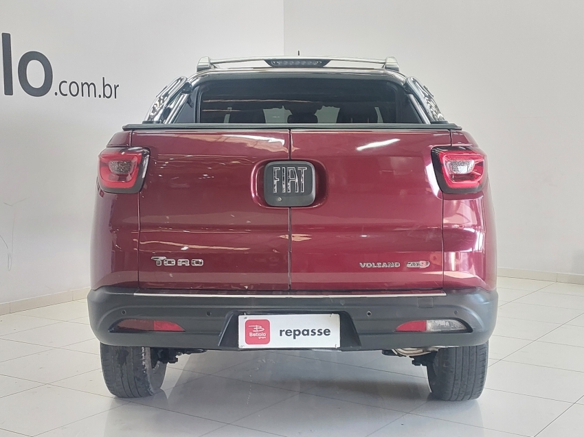 fiat toro 2.0 16v turbo diesel volcano 4wd at9 4p automatico 2017