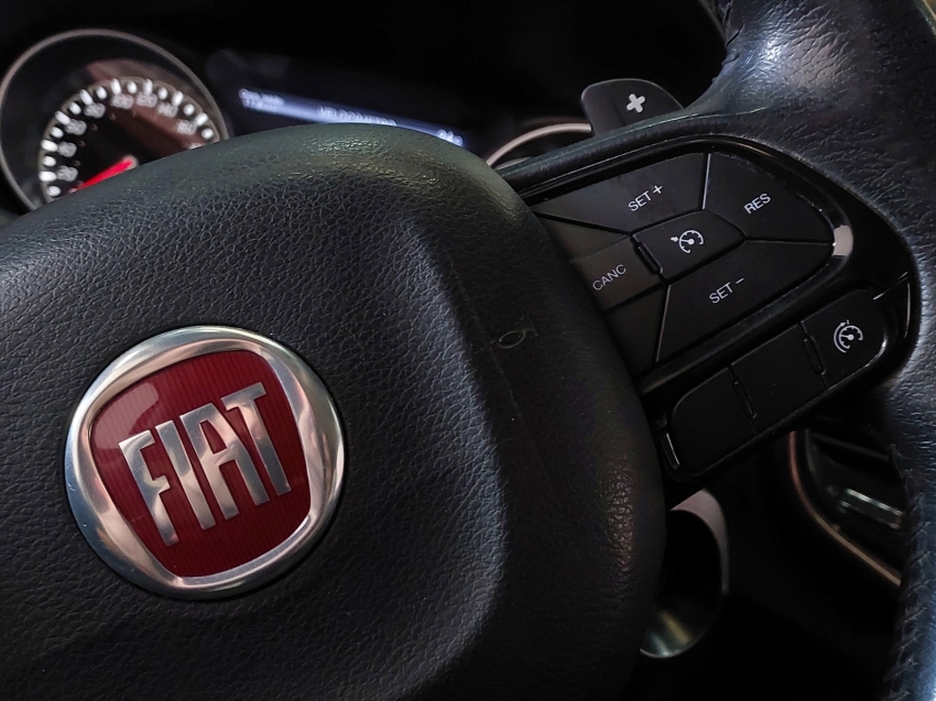 fiat toro 2.0 16v turbo diesel volcano 4wd at9 4p automatico 2017