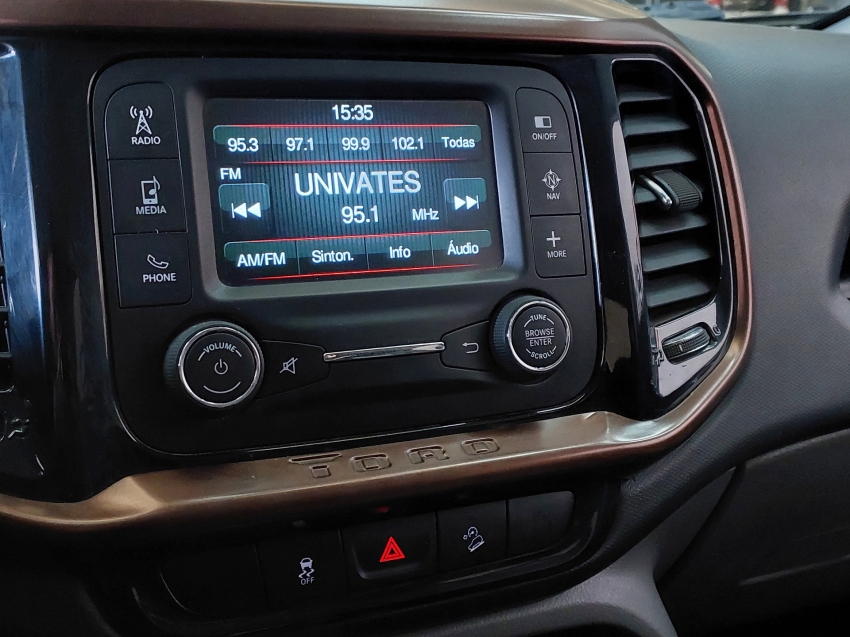 fiat toro 2.0 16v turbo diesel volcano 4wd at9 4p automatico 2017
