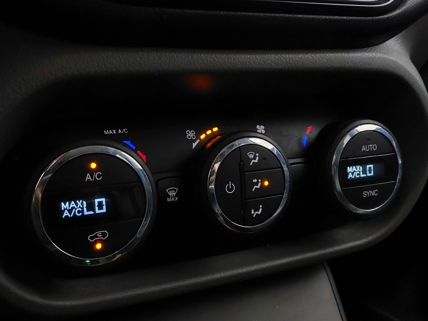 fiat toro 2.0 16v turbo diesel volcano 4wd at9 4p automatico 2017