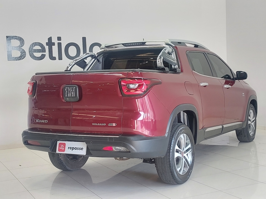 fiat toro 2.0 16v turbo diesel volcano 4wd at9 4p automatico 2017