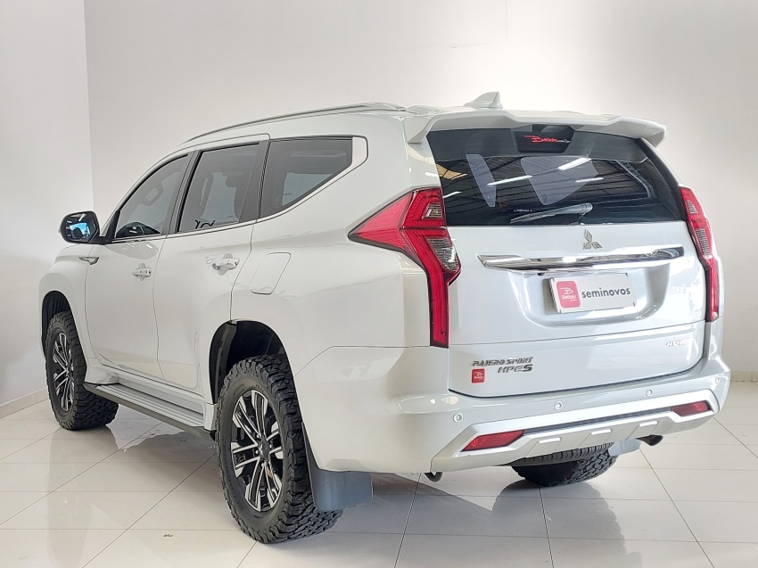 mitsubishi pajero sport 2.4 16v mivec turbo diesel hpe-s awd automatico 4p 2023