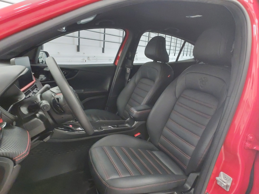 fiat fastback 1.3 turbo 270 flex abarth at6 4p automatico 2024