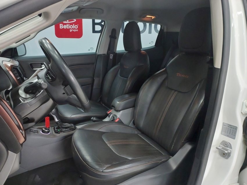fiat toro 2.0 16v turbo diesel volcano 4wd at9 4p automatico 2019