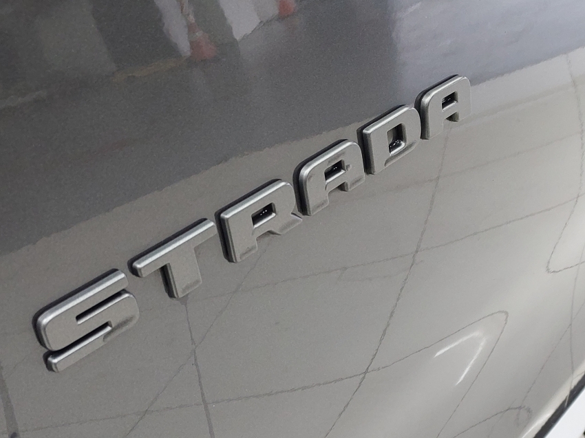 fiat strada 1.0 turbo 200 flex ultra cd cvt 4p automatico 2024