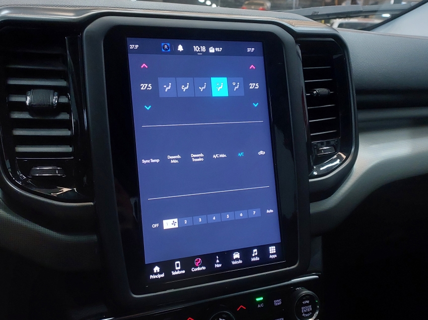 fiat toro 2.0 16v turbo diesel volcano 4wd at9 4p automatico 2025