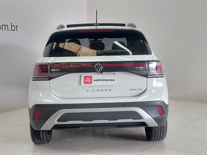 volkswagen t-cross 1.0 200 tsi total flex comfortline automatico 4p 2025