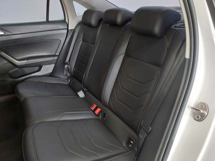 volkswagen virtus 1.0 200 tsi comfortline automatico flex 4p 2024