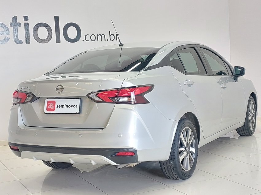 nissan versa 1.6 16v flex advance xtronic 4p automatico 2021
