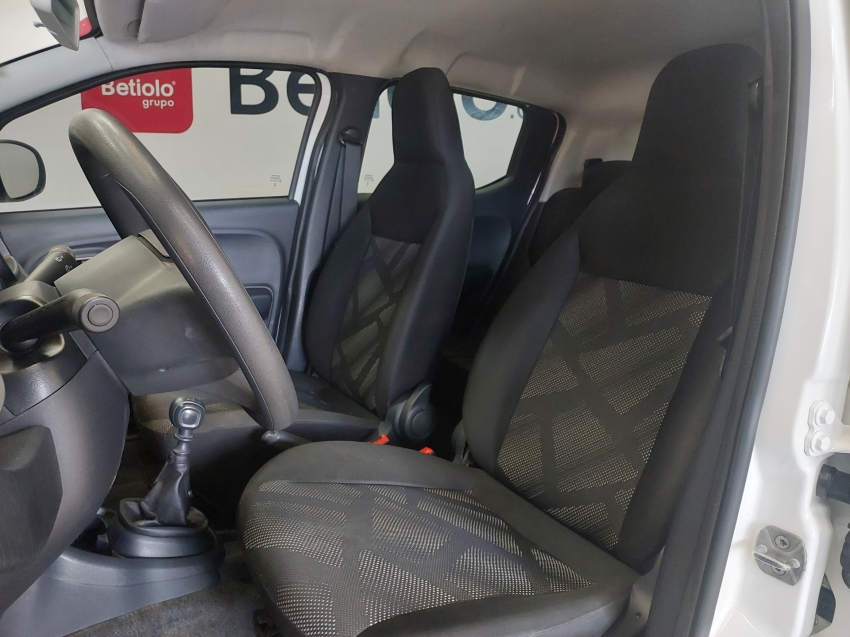 fiat mobi 1.0 evo flex like. manual 2p 2023