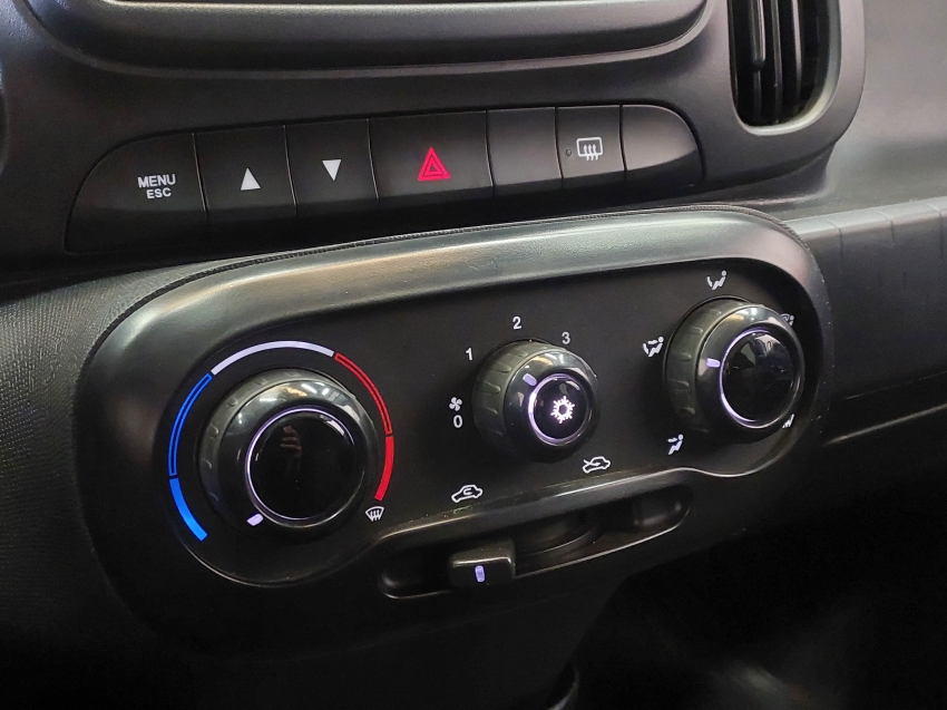 fiat mobi 1.0 evo flex like. manual 2p 2023