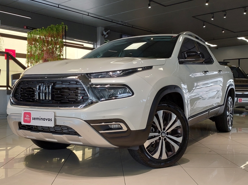 fiat toro 2.0 16v turbo diesel volcano 4wd at9 4p automatico 2025