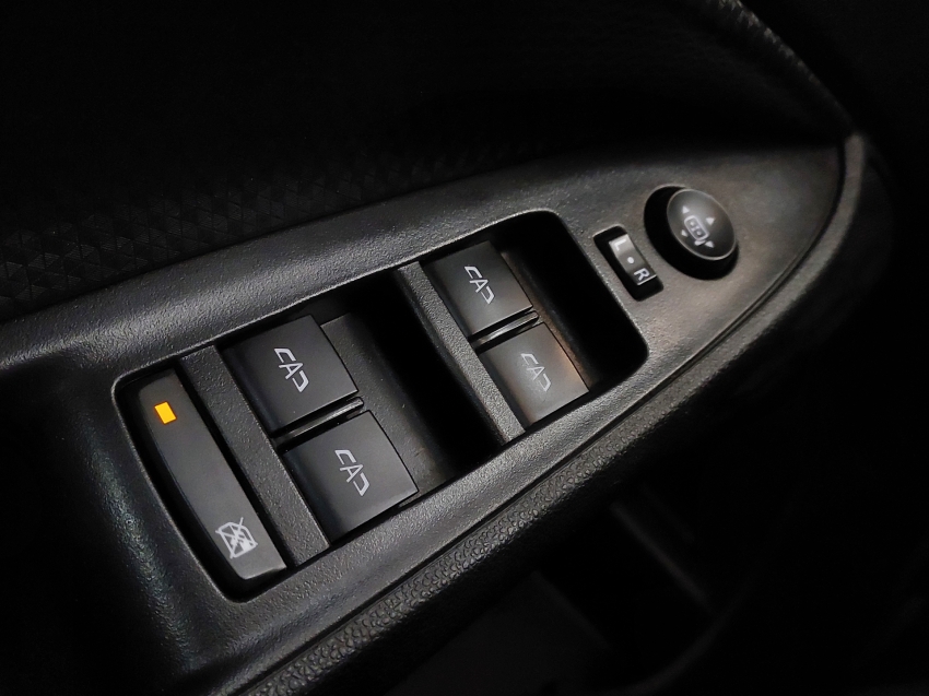 chevrolet onix 1.0 turbo flex lt manual 4p 2023